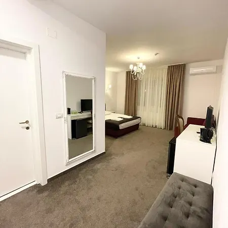 Cochet Boutique 4* Târgu Jiu