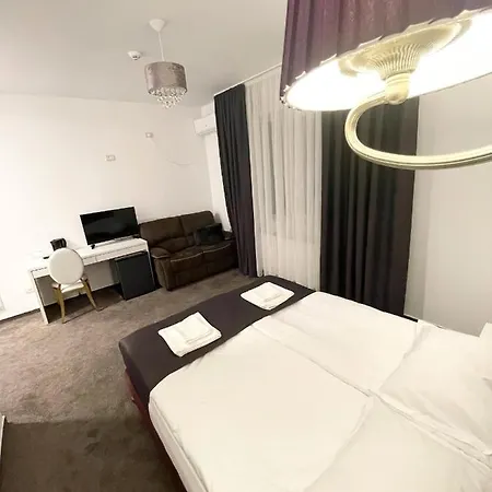 Cochet Boutique 4*